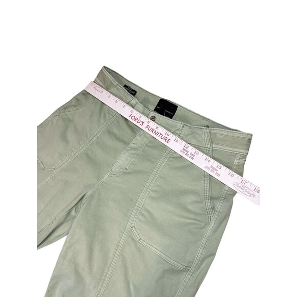 WHBM Sage Green Mid Rise Straight Crop Pants Pret-A-Pedi Size 10 Stretch Utility - Picture 3 of 11
